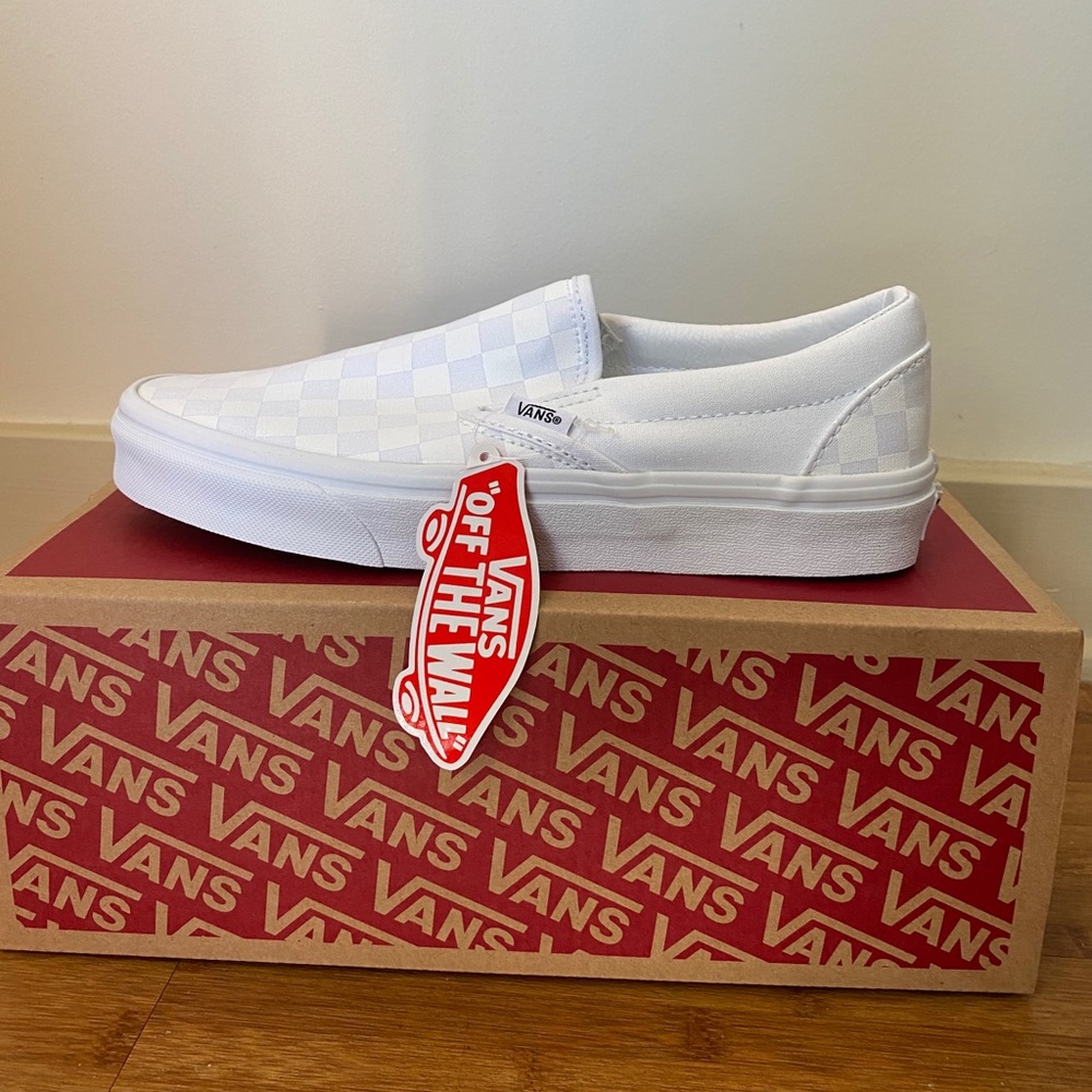 *NEW* Checkered White Vans (W8.5)